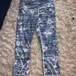lululemon crop leggings